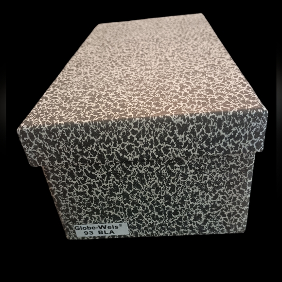 Sturdy Globe-Weis index box - Picture 4 of 7